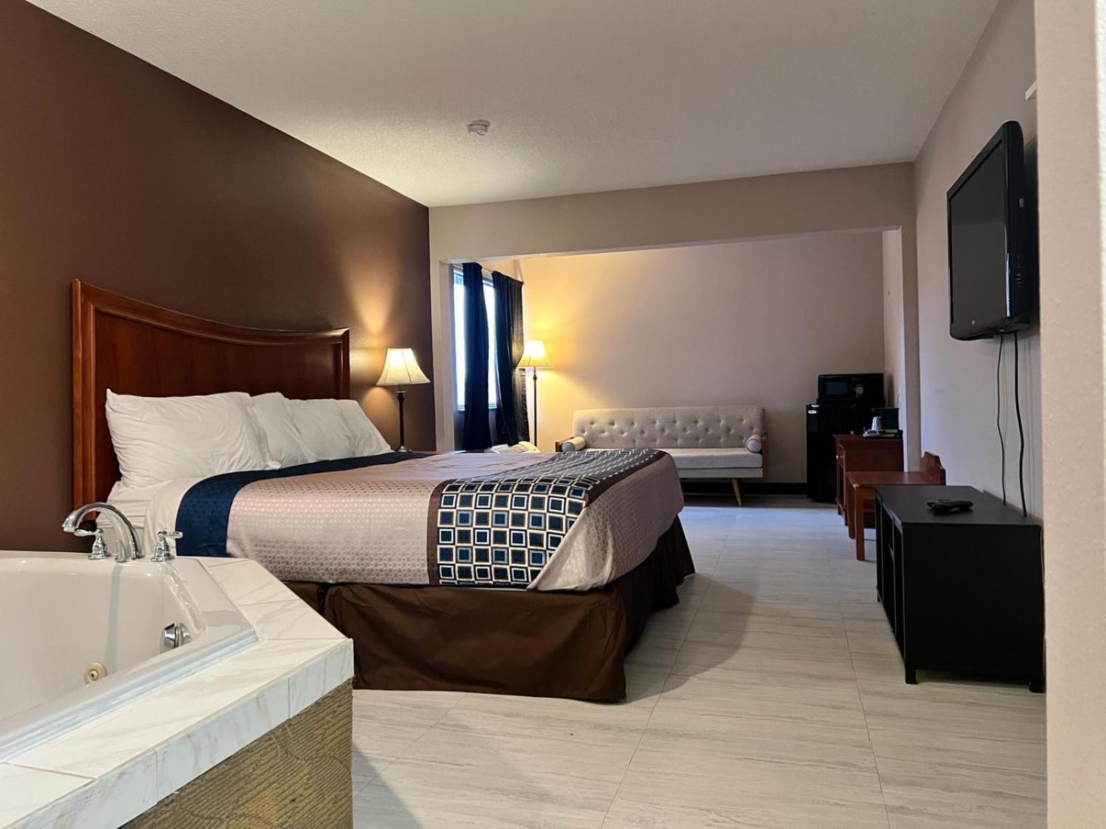 Royal Inn Suites Huntington Екстериор снимка